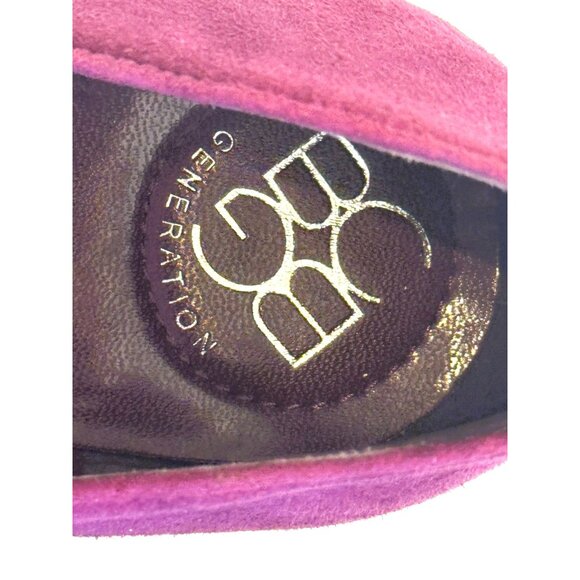 Burgundy suede wedge pumps by BCBG Generation, Embellished Flower, Size 7 - Picture 8 of 11